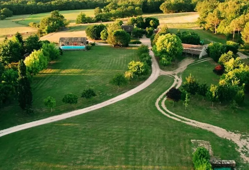 ペンション Domaine De La Mouthe