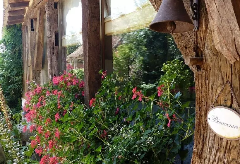 ペンション Domaine De La Mouthe