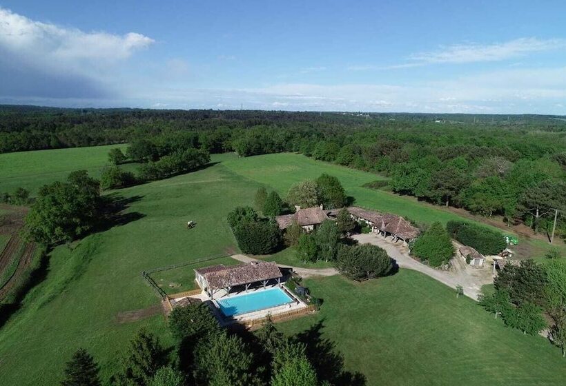 פנסיון Domaine De La Mouthe