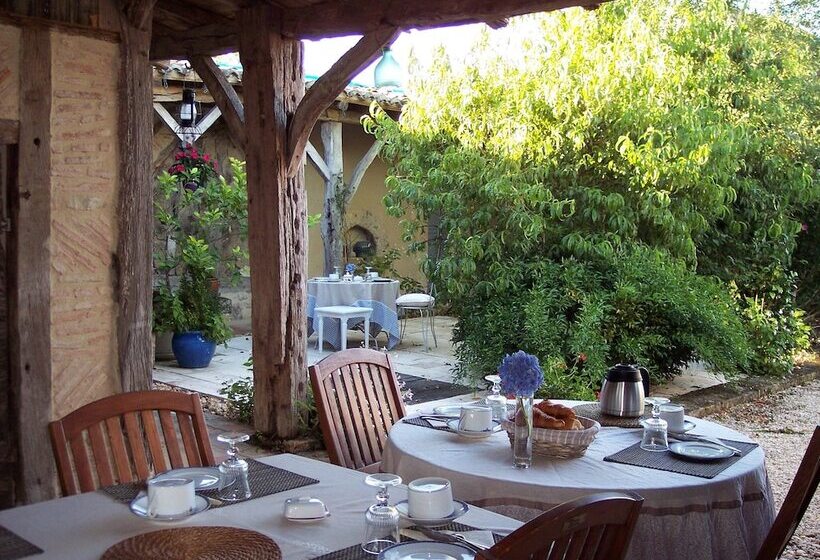 פנסיון Domaine De La Mouthe