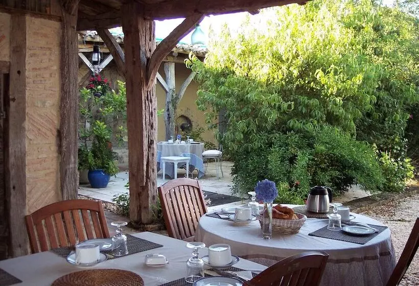 ペンション Domaine De La Mouthe