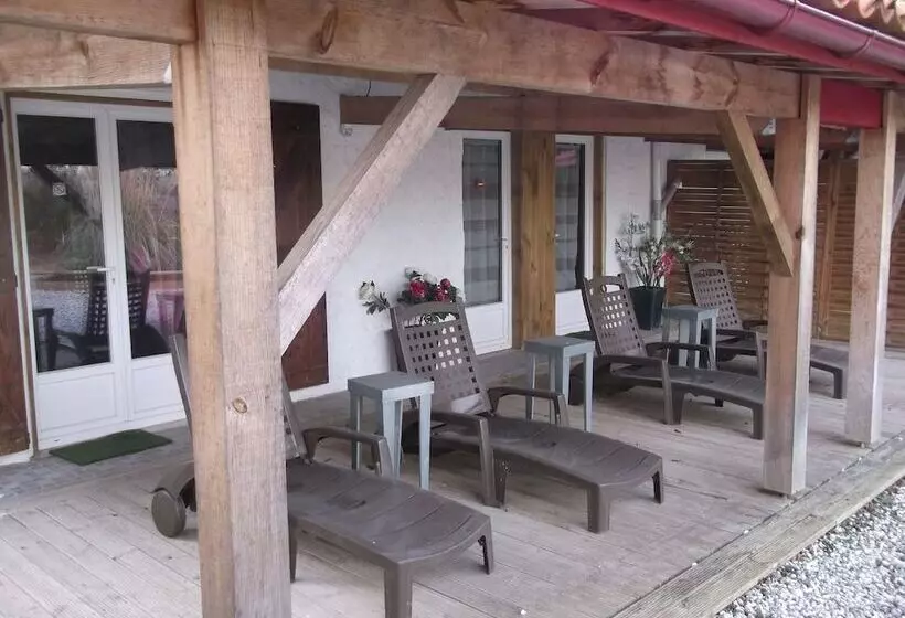 ペンション La Forge De Clermont