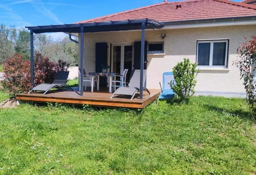 Majatalo La Vallée Des Noyers