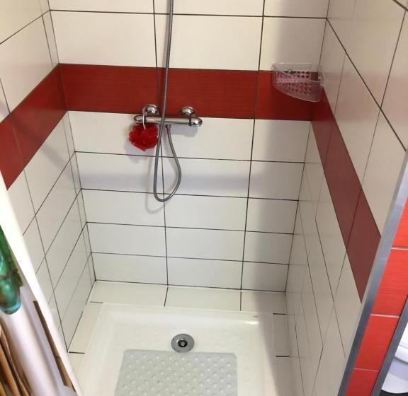 ペンション La Vallée Des Noyers