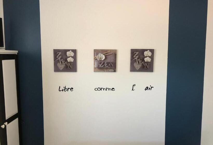 ペンション La Vallée Des Noyers