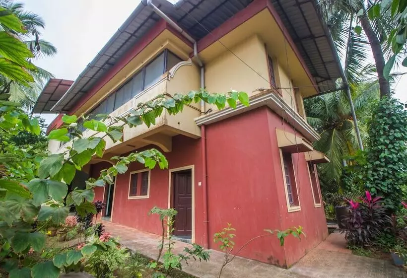 ペンション Oyo Home 18328 Green View Studio