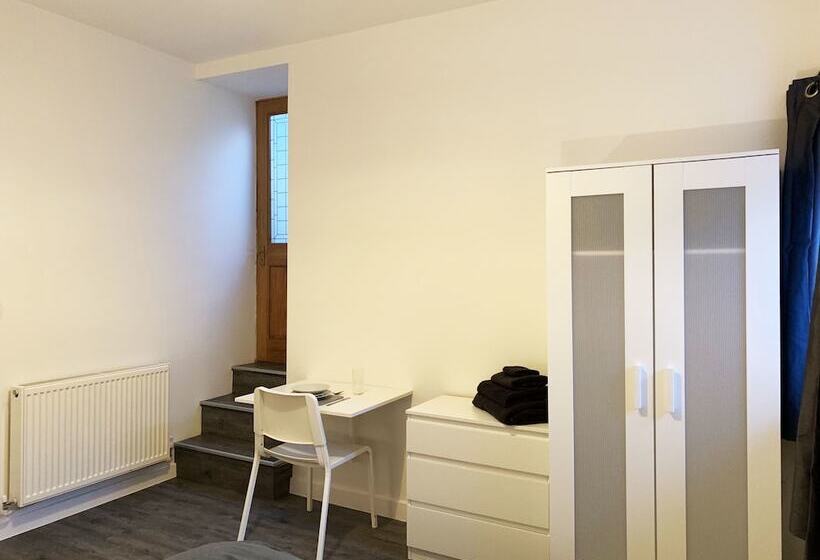 ペンション The Baptist Chapel   5