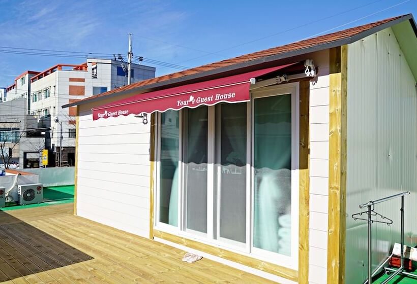 Pensiune Yours Guesthouse