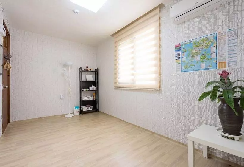 Majatalo Yours Guesthouse