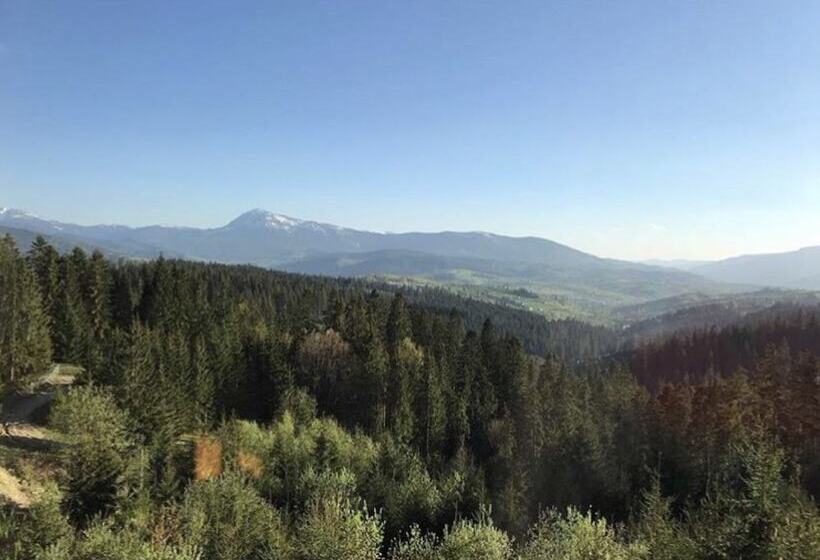 تختخواب و صبحانه Golden Nest