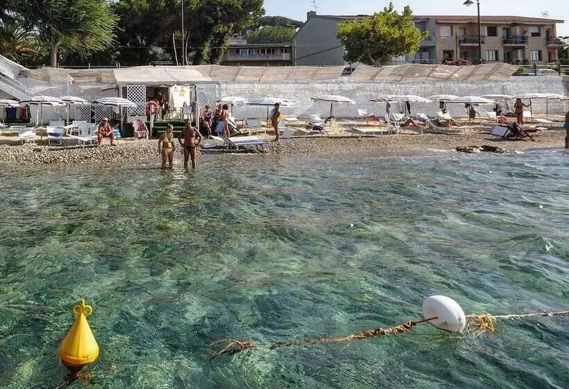 ベッドアンドブレックファースト Il Ritrovo Di Ulisse