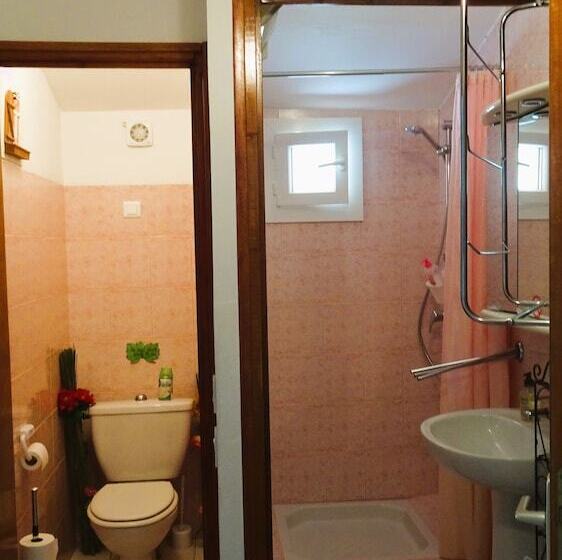 住宿加早餐 La Bastide Des Roses