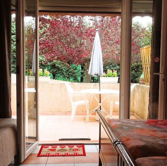 住宿加早餐 La Bastide Des Roses