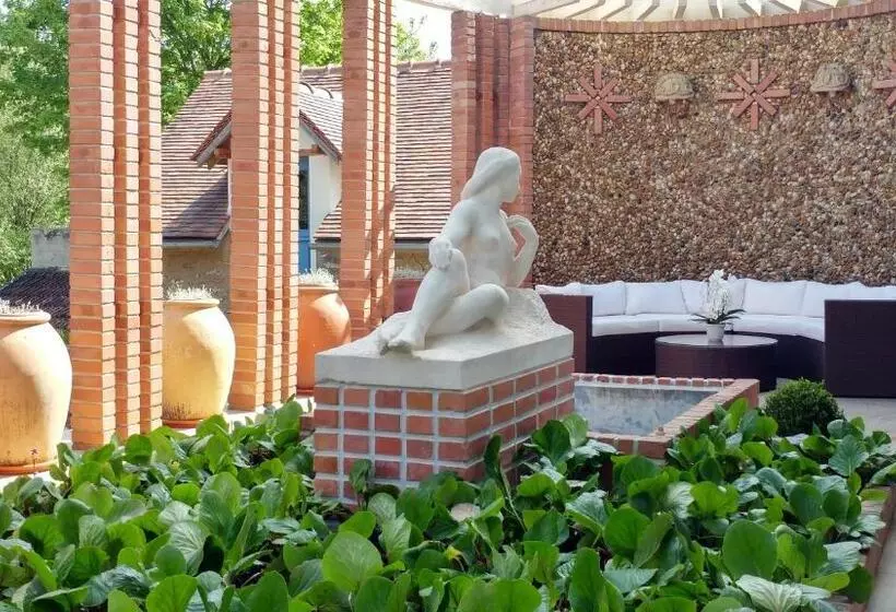 ベッドアンドブレックファースト La Closerie