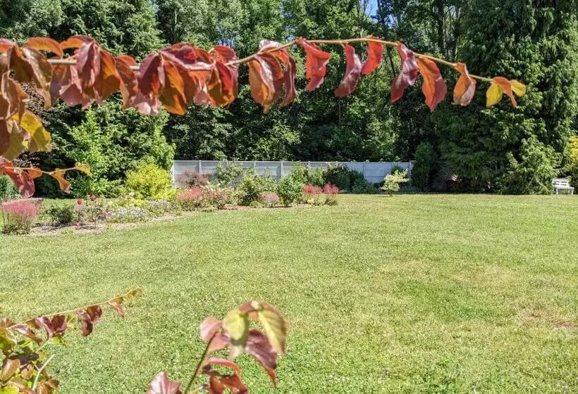 ベッドアンドブレックファースト La Closerie