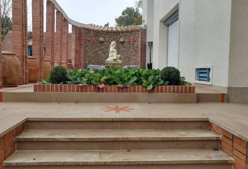 ベッドアンドブレックファースト La Closerie