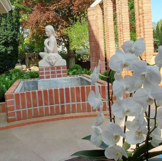 住宿加早餐  La Closerie