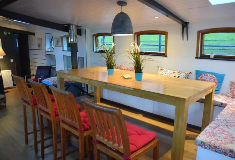 Boathotel Rotterdam Anna