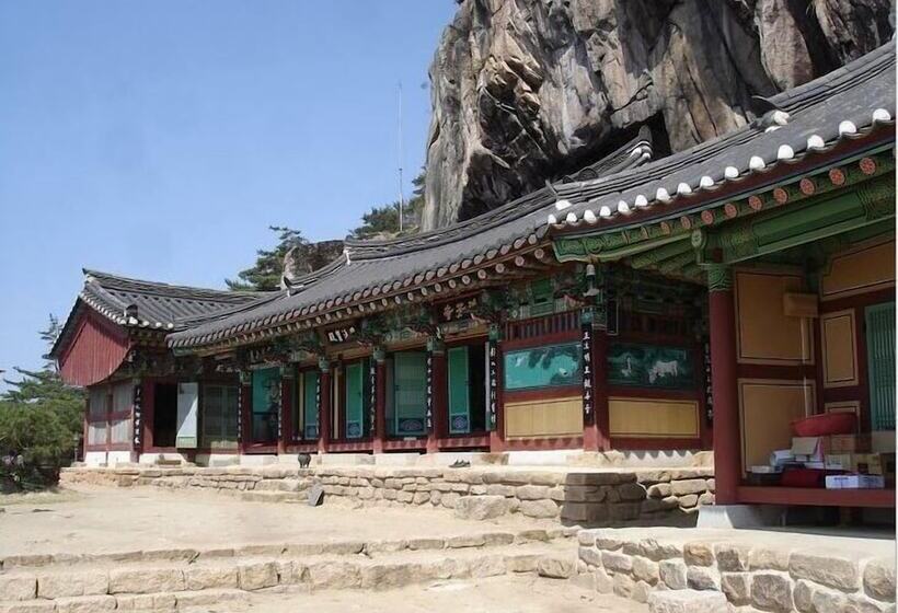 Hotel Cheong Pung Resort