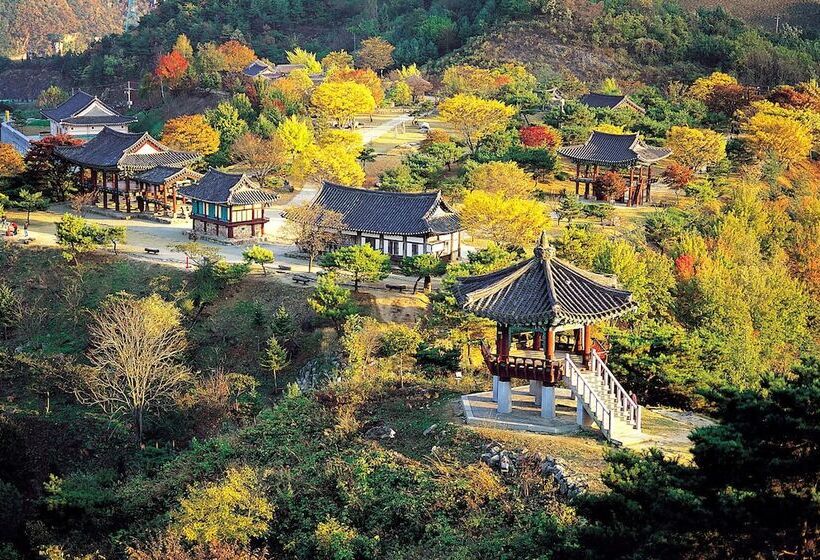 Hotel Cheong Pung Resort