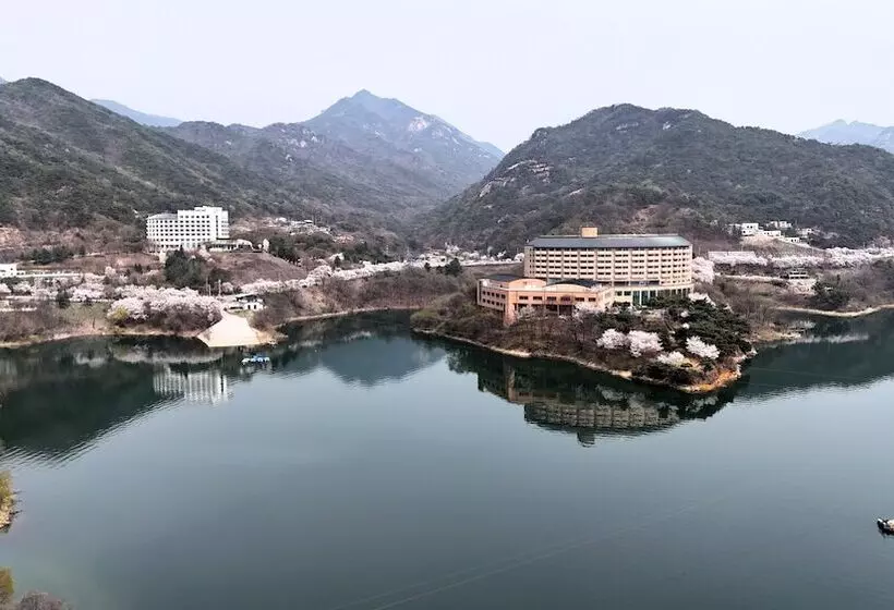 Hotelli Cheong Pung Resort