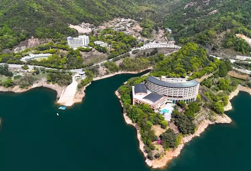 Hotelli Cheong Pung Resort