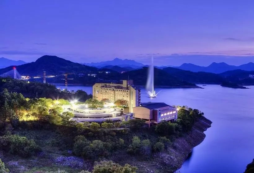 Hotelli Cheong Pung Resort