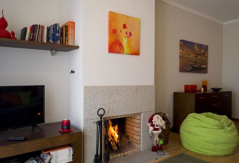 호텔 Madalena Beach Apartment By Mp