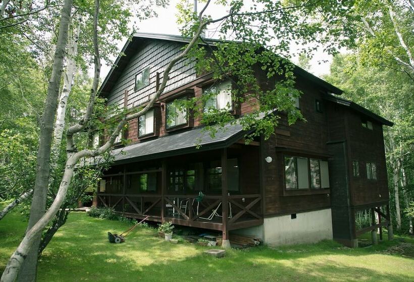 בית מלון כפרי Okushiga Lodge Yama No Manimani