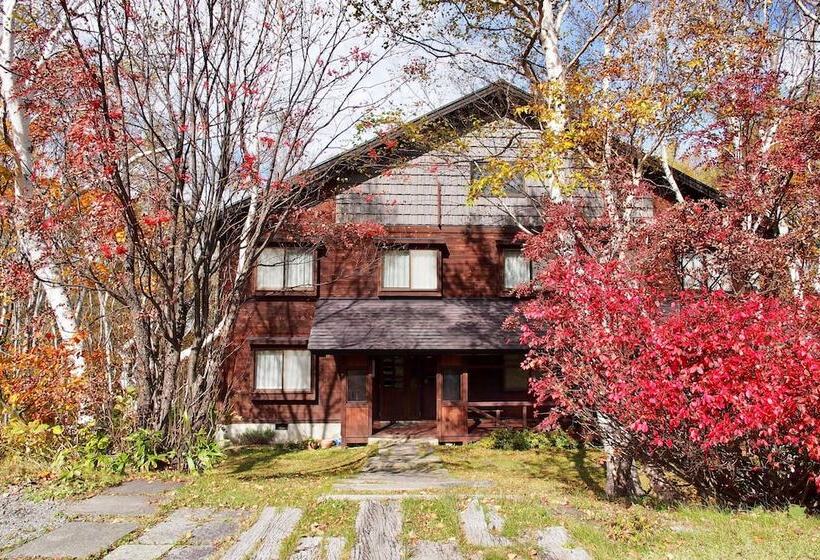 בית מלון כפרי Okushiga Lodge Yama No Manimani