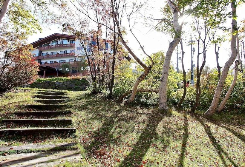 בית מלון כפרי Okushiga Lodge Yama No Manimani