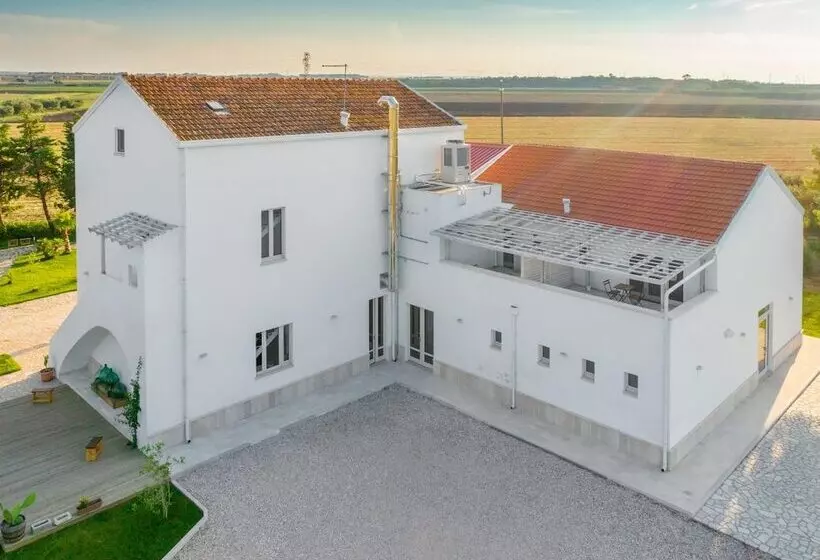 Maaseutuhotelli Agriturismo Masseria Cannella