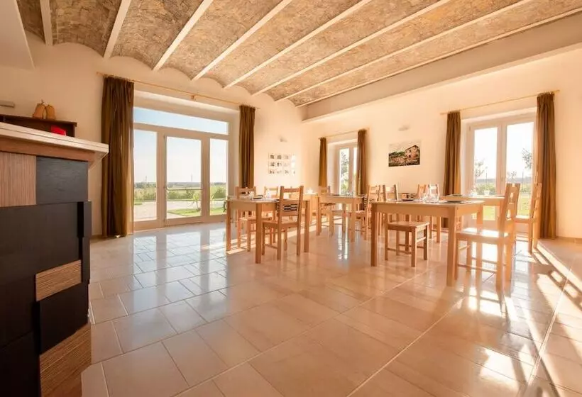 Maaseutuhotelli Agriturismo Masseria Cannella