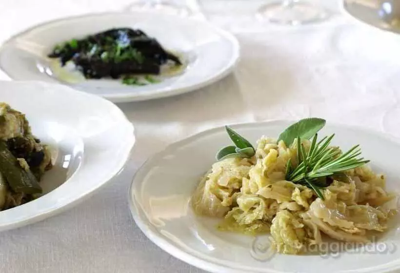 Maaseutuhotelli Agriturismo Masseria Cannella