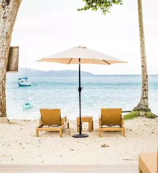 Hotelli Holiday Suites Port Barton