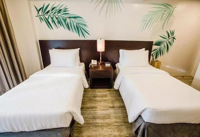 Hotelli Holiday Suites Port Barton