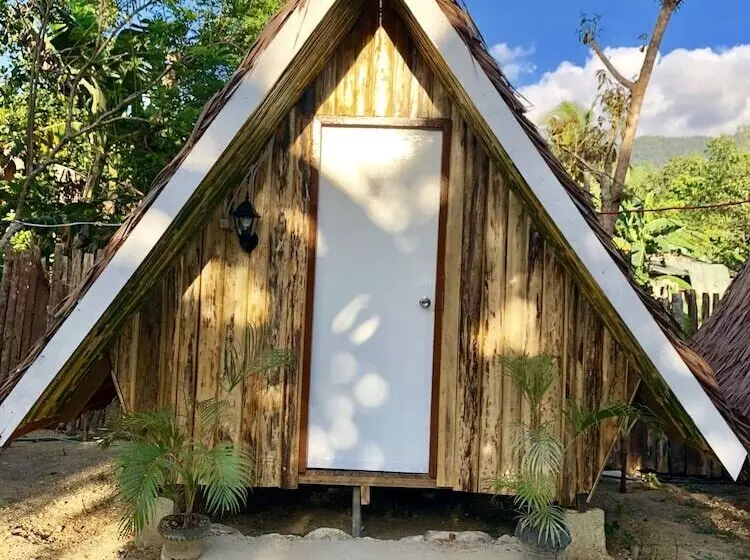 Hotelli Holiday Suites Port Barton