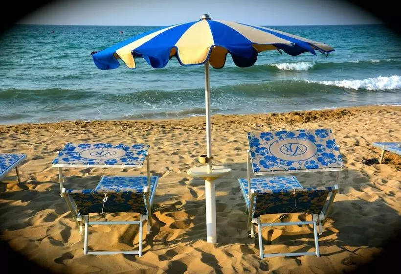ペンション Viar Beach Club