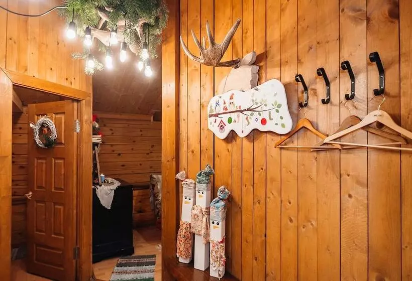 リゾートホテル Turisticheskaya Derevenka Ecotel