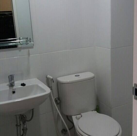 פנסיון Tamansari Mahogany Apartment