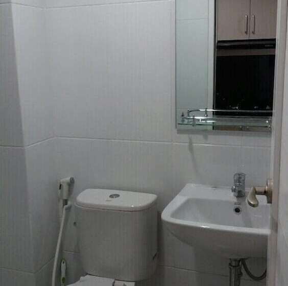 פנסיון Tamansari Mahogany Apartment