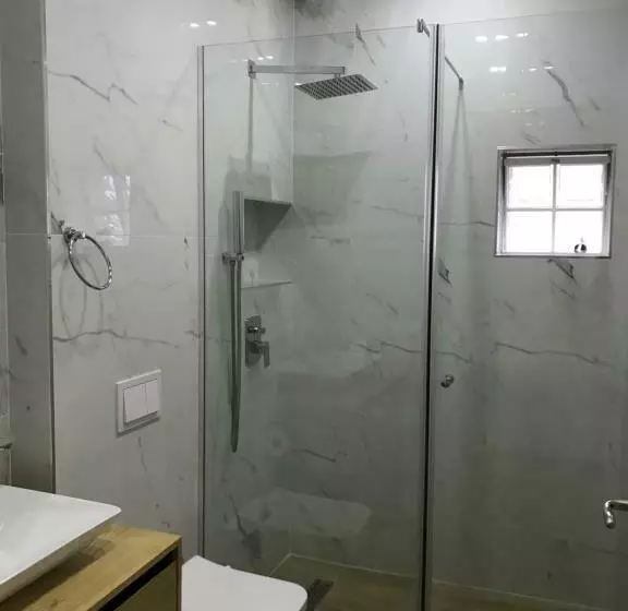 ベッドアンドブレックファースト Guesthouse Sara & Esi