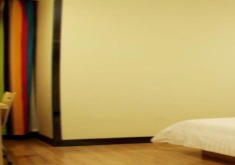 Отель 7 Days Inn Honglan Road Da Run Fa Branch