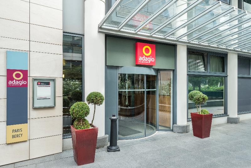 Aparthotel Adagio Paris Bercy Village