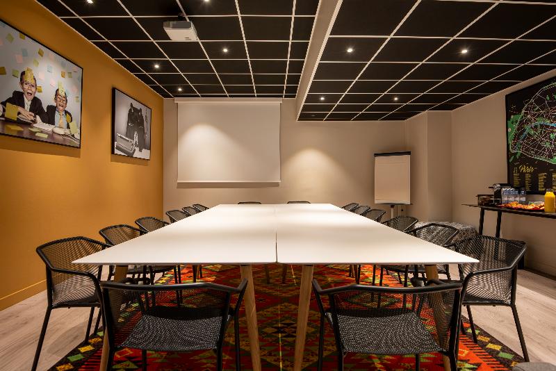 Aparthotel Adagio Paris Bercy Village