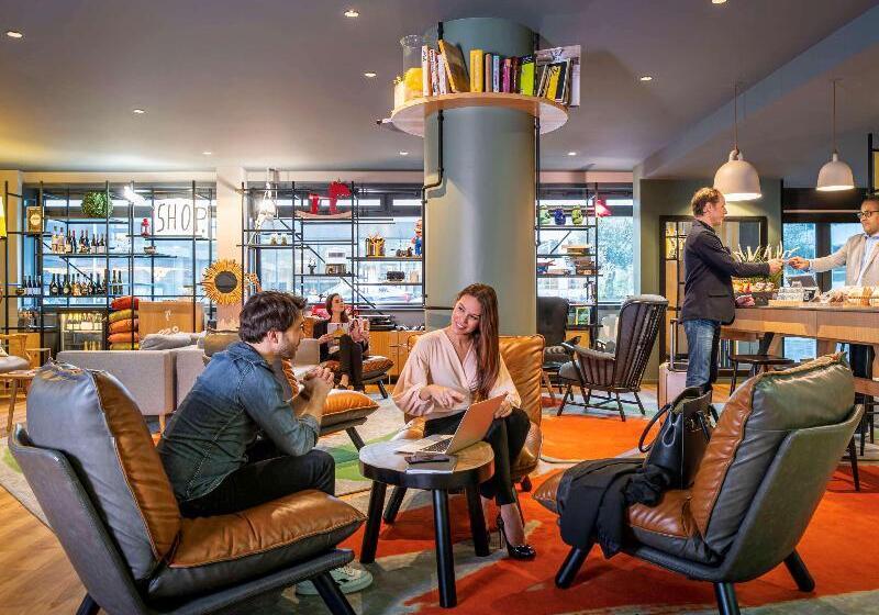 Aparthotel Adagio Paris Bercy Village