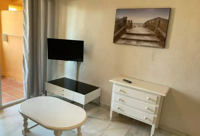 Apartamentos El Portón