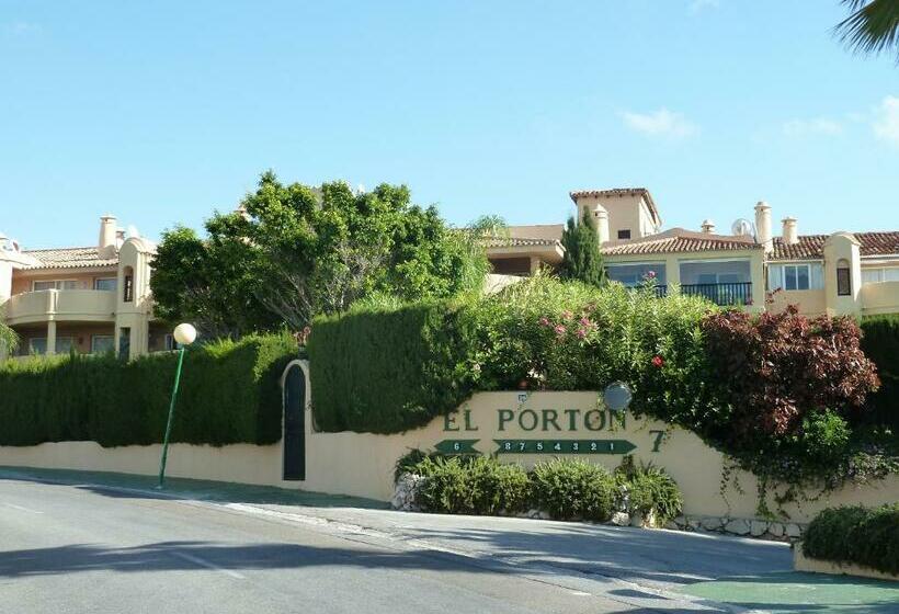 Apartamentos El Portón