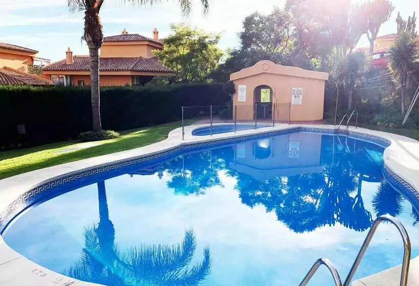 Apartamentos El Portón