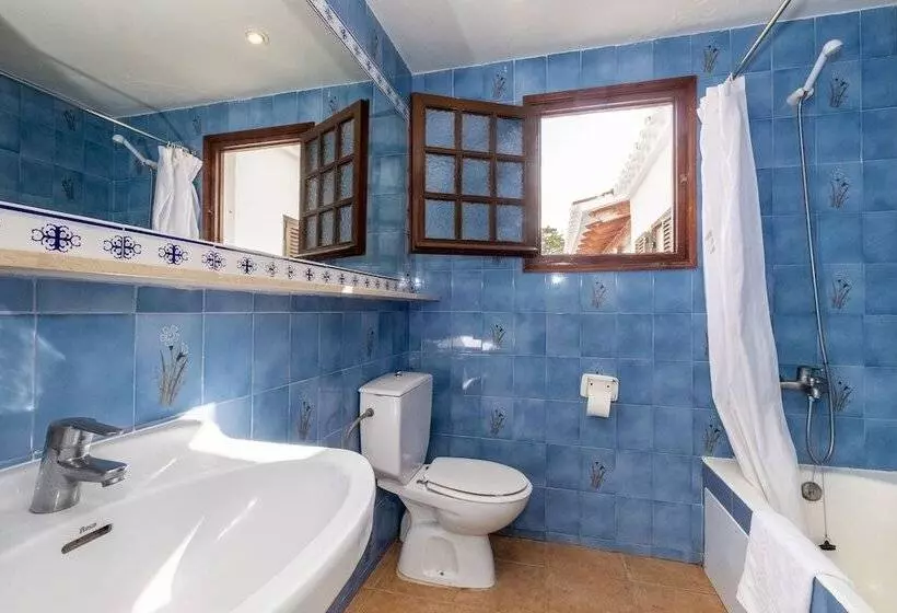 Apartamentos Son Bou Gardens By Menorcarentals